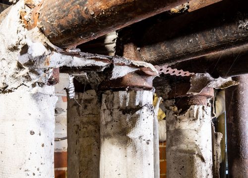 Asbestos Pipe Insulation shutterstock_1656766297.jpg